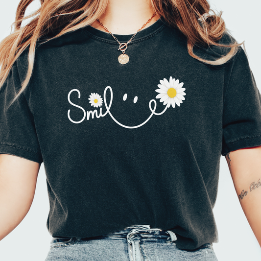 Smile Daisy T-shirt