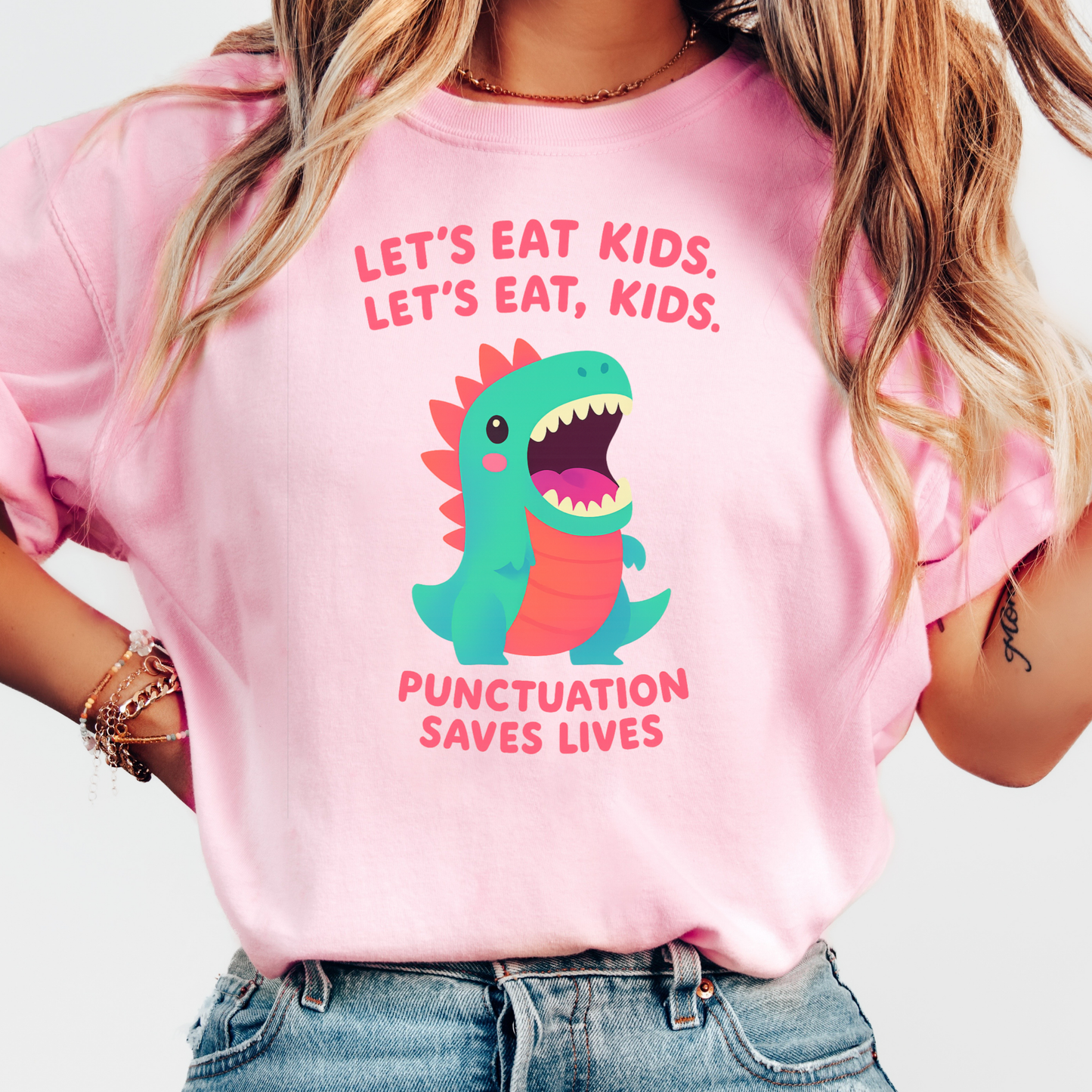 Punctuation Saves T-shirt