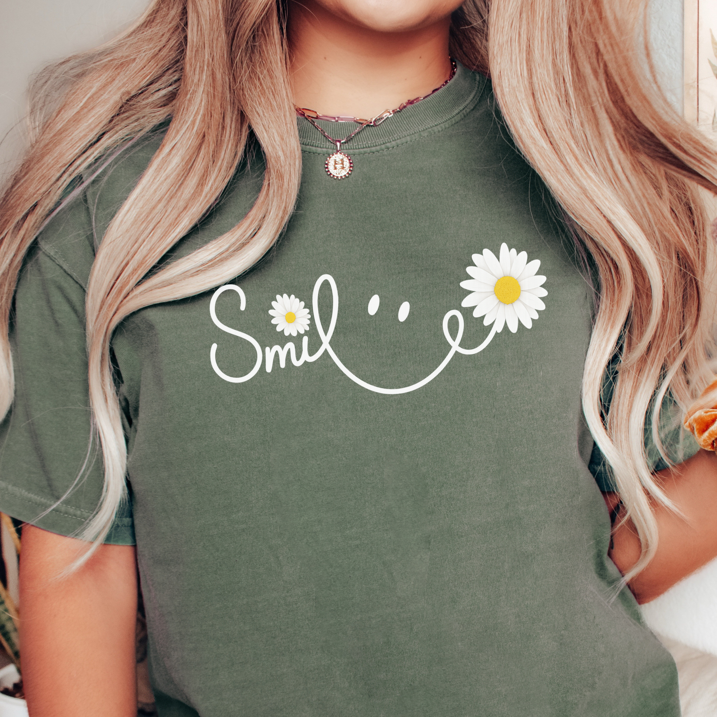 Smile Daisy T-shirt