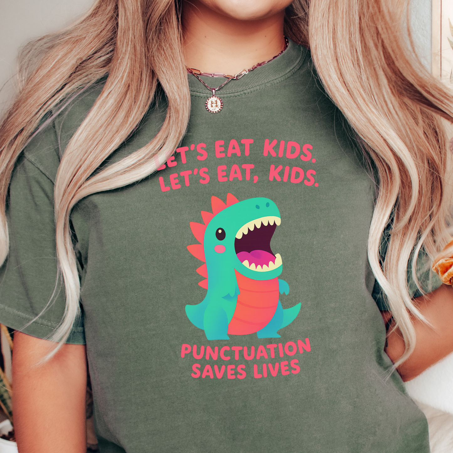 Punctuation Saves T-shirt