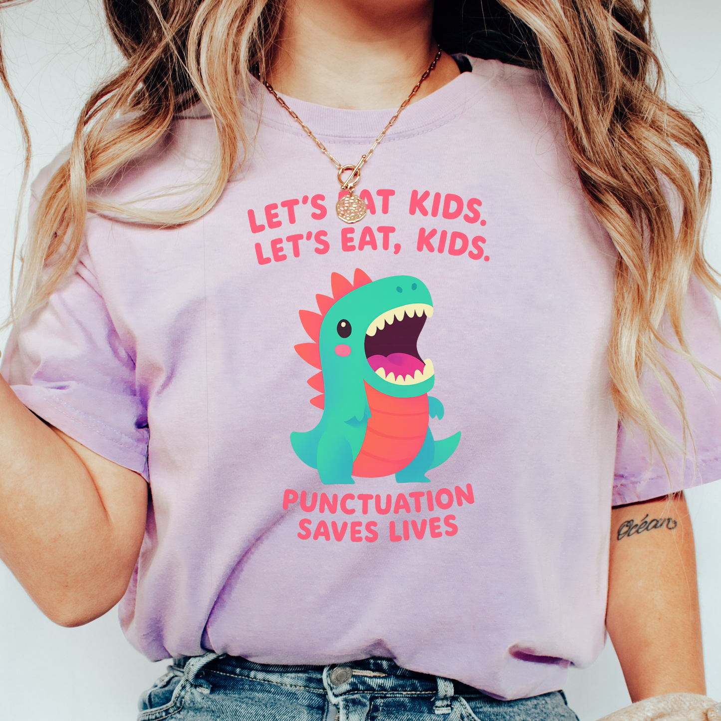 Punctuation Saves T-shirt